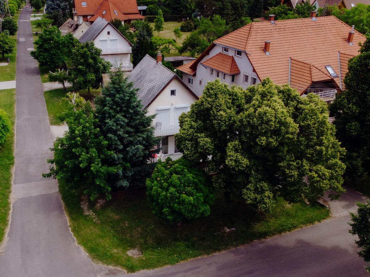Nyírfa Apartman Vonyarcvashegy Exterior foto